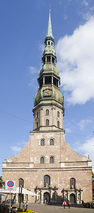 Iglesia_de_San_Pedro,_Riga,_Letonia,_2012-08-07,_DD_32[1]